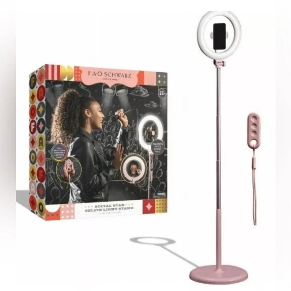 FAO Schwarz Social Star Selfie Light Stand with Remote
